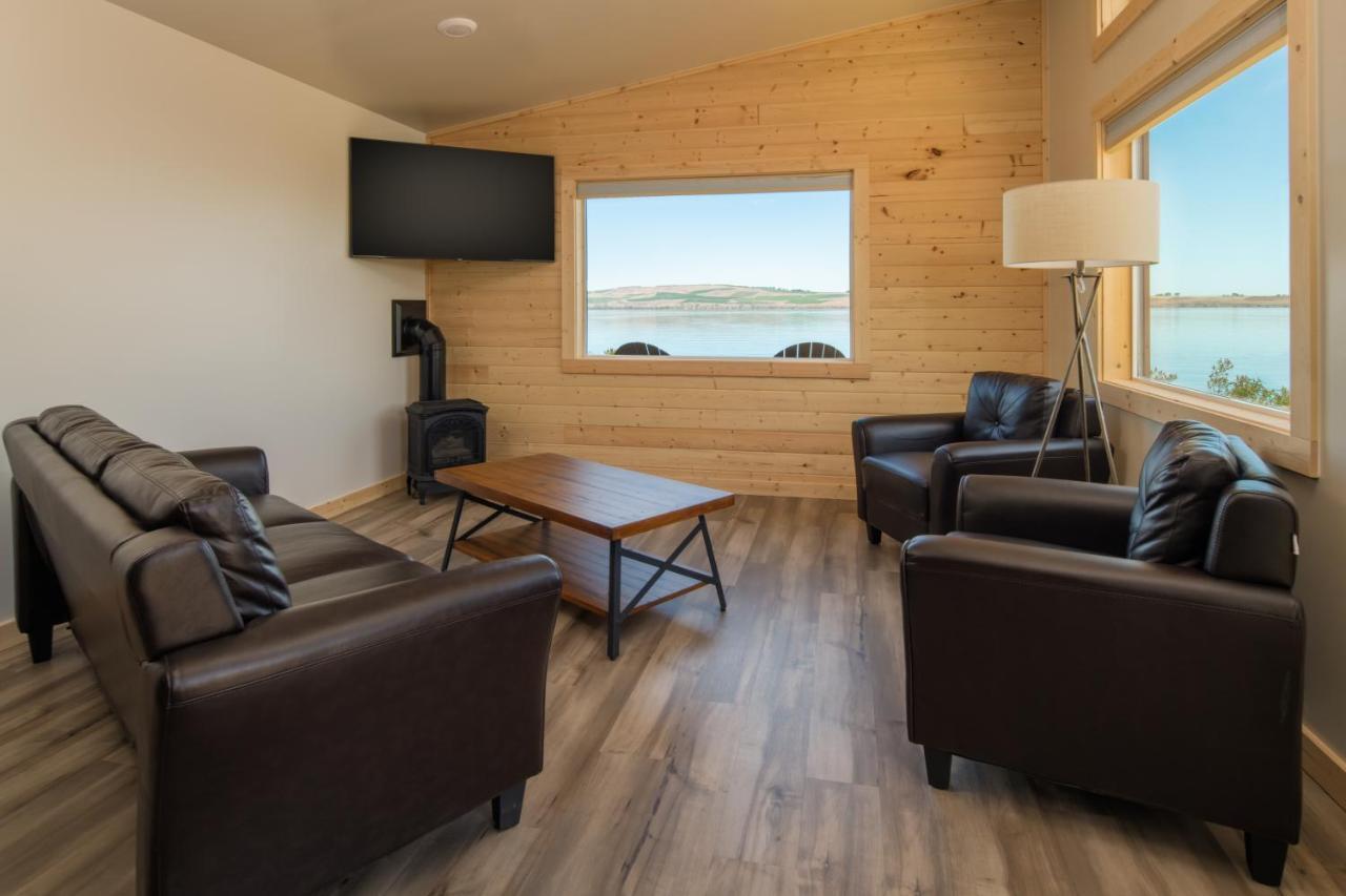 River Lodge And Cabins Boardman Luaran gambar