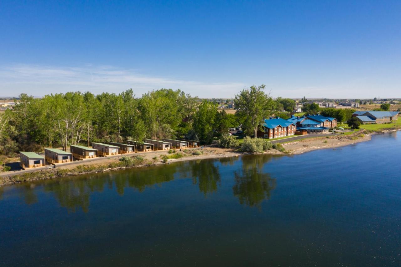 River Lodge And Cabins Boardman Luaran gambar